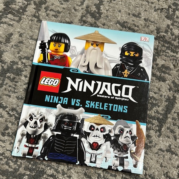 LEGO Ninjago Ninja vs. Skeletons Book - Picture 1 of 1